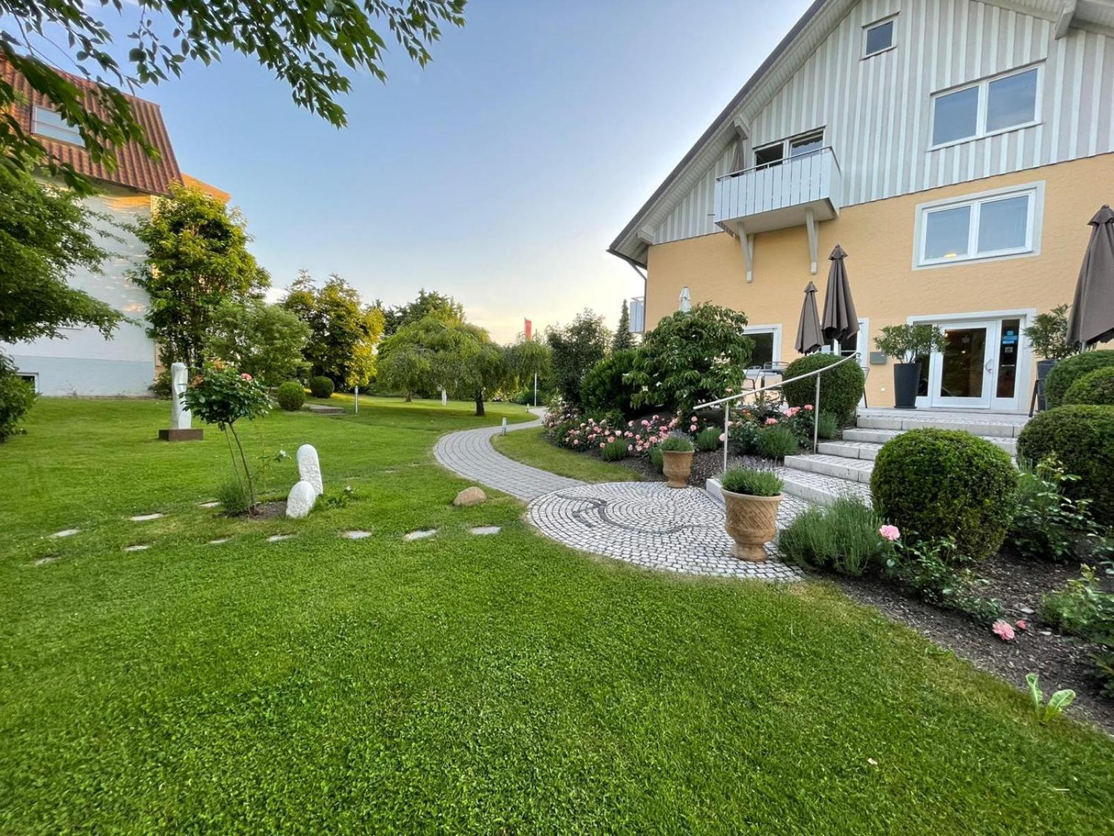 Hotel Gaestehaus Zuern Wasserburg Ngoại thất bức ảnh